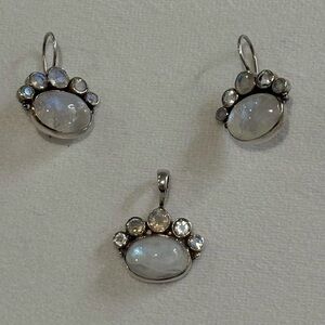 PTI 925 Nepal Sterling Silver Moonstone Cabochon Earrings & Pendant Jewelry Set